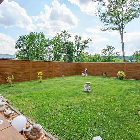 Auszeit Steiraland 1 Mit Privaten Garten Ueberdachter Terrasse Und Parken Leoben  Esterno foto